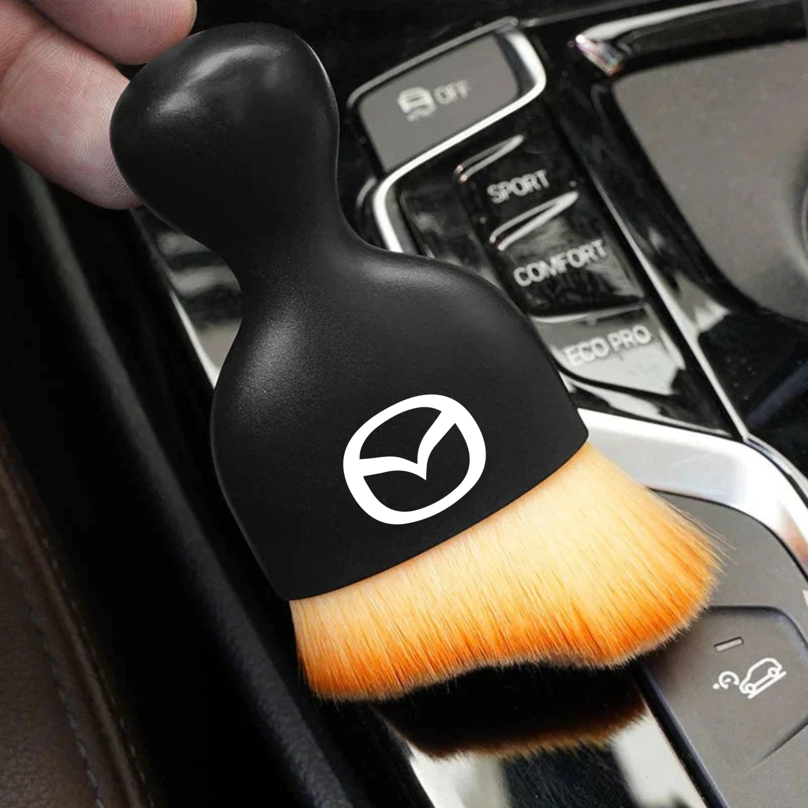 P40 PRO | Brocha de detallado de precisión con el logo de tu carro
