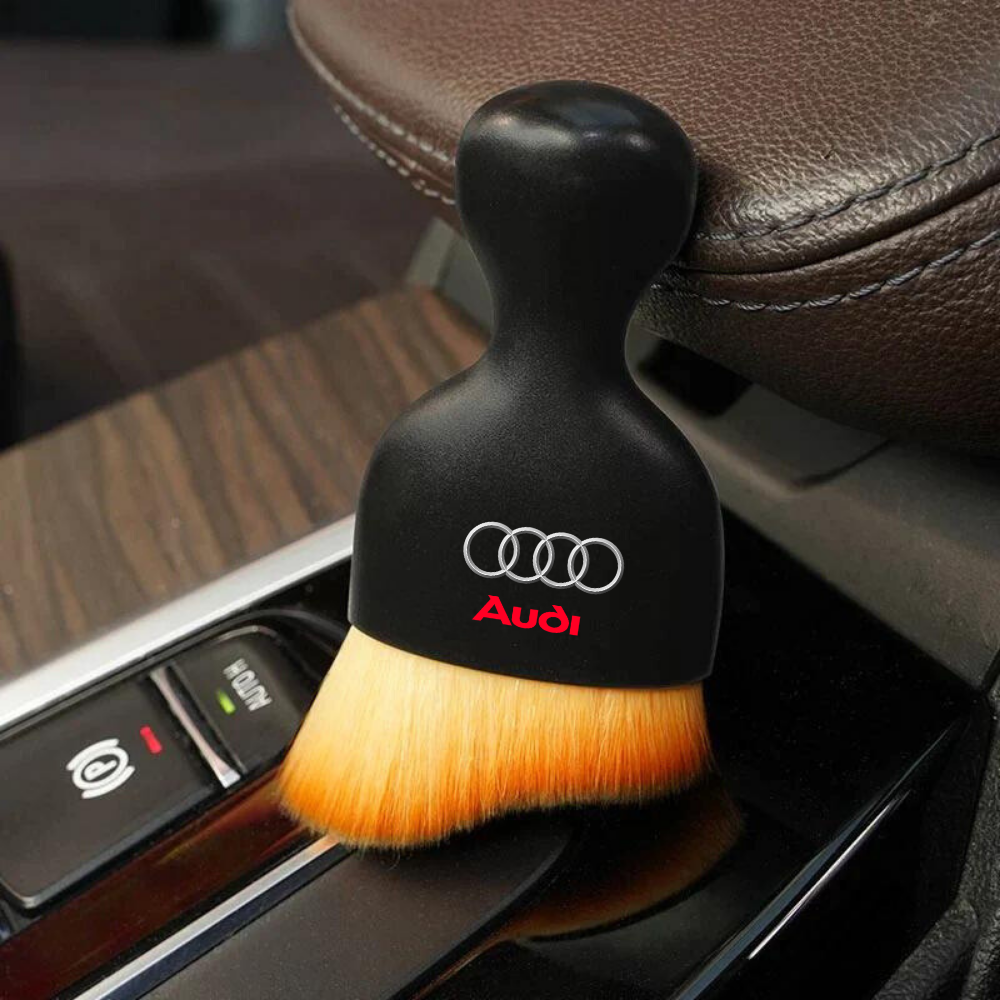 P40 PRO | Brocha de detallado de precisión con el logo de tu carro