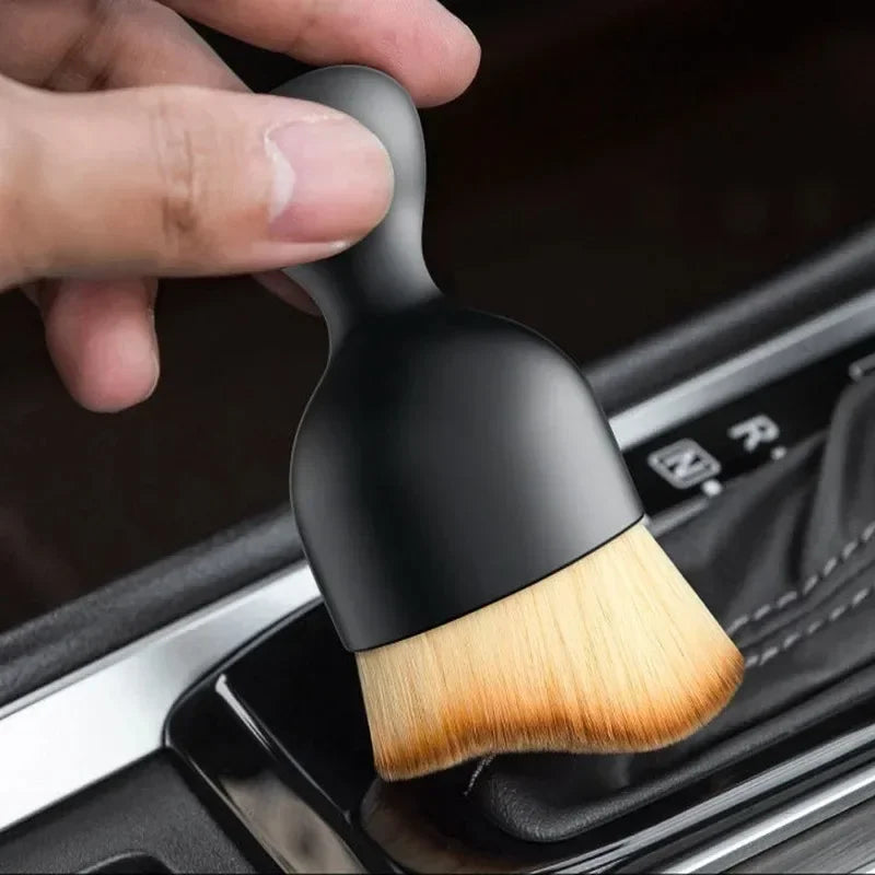 THE BRUSH PRO | La herramienta de bolsillo que llega a donde otras no pueden