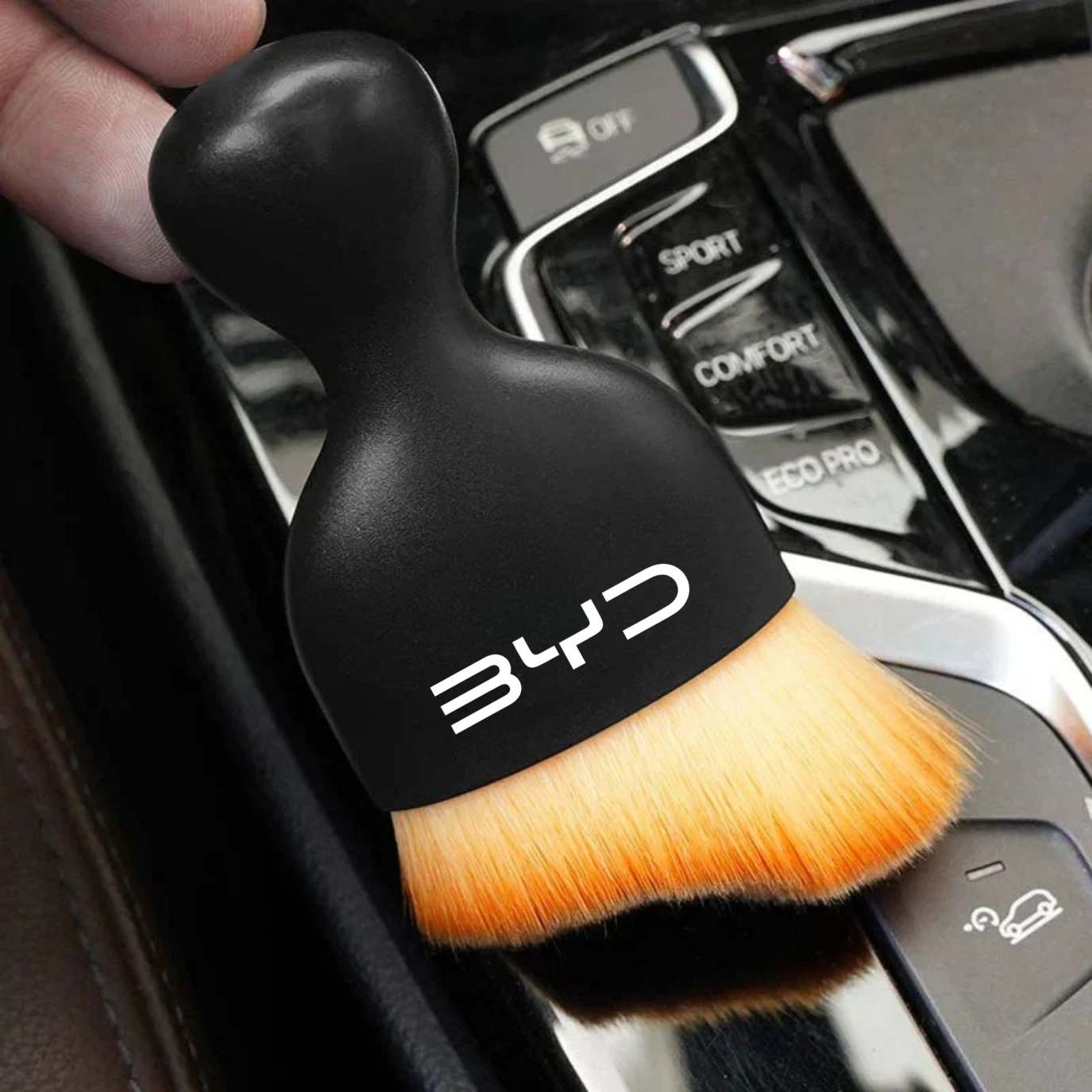 P40 PRO | Brocha de detallado de precisión con el logo de tu carro
