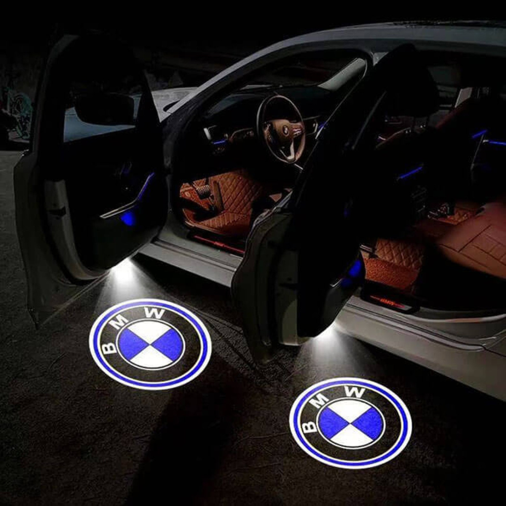 CarLight PRO | Proyectores LED premium con el logo de tu carro para puertas