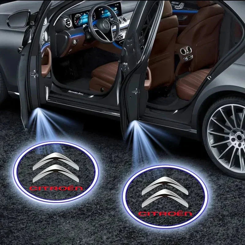 CarLight PRO | Proyectores LED premium con el logo de tu carro para puertas